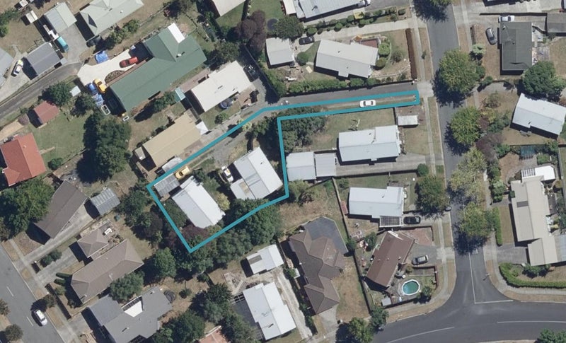 5 Taksan Place, Pukete, Hamilton - Carousel 1