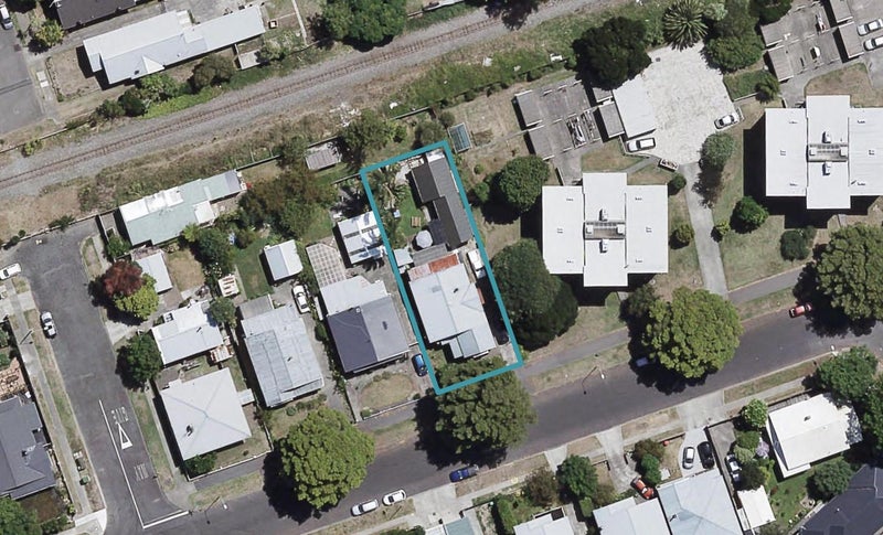 24 Carnell Street, Napier South, Napier - Carousel 1