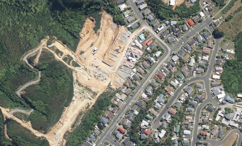 142 Waipounamu Drive, Kelson, Lower Hutt - Carousel 1