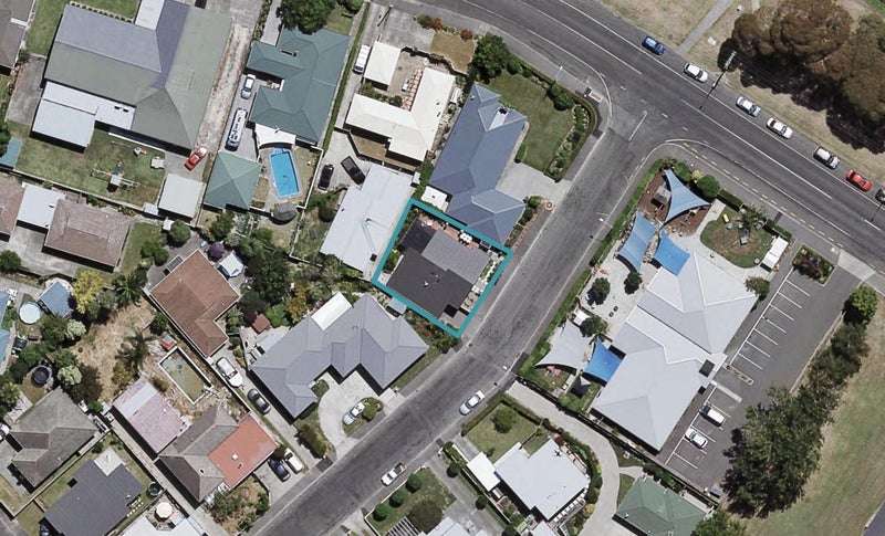 1B Anzac Avenue, Onekawa, Napier - Carousel 1