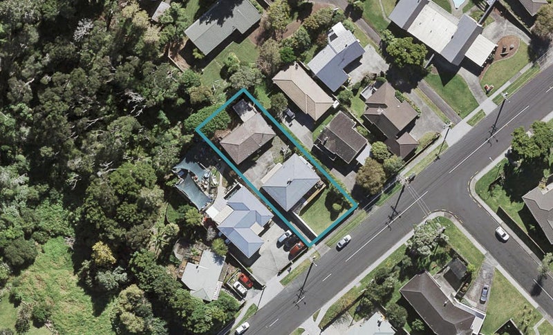 64 CORONATION ROAD, Hillcrest , Auckland - Carousel 1