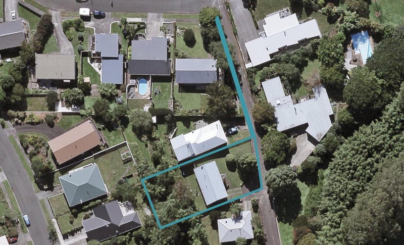 5D Bromley Place, Westown, New Plymouth - Carousel 1