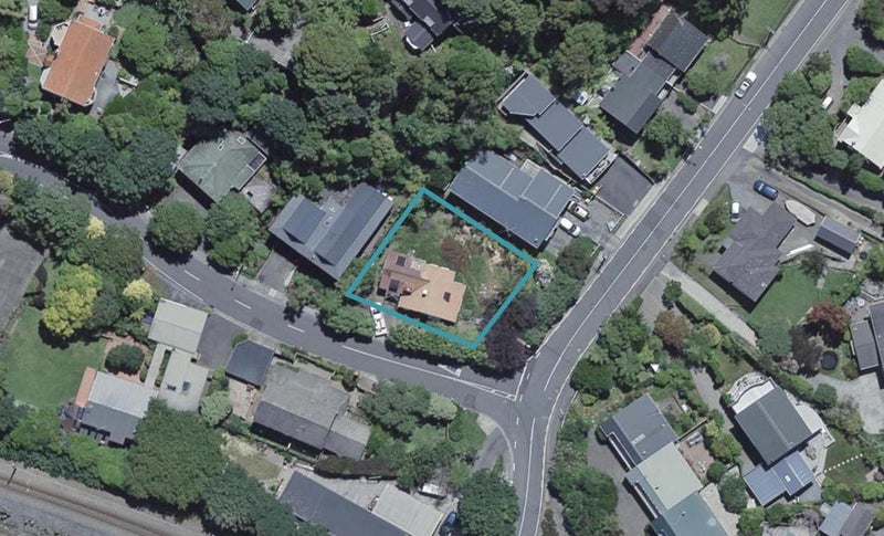 80 Simla Crescent, Khandallah, Wellington - Carousel 1