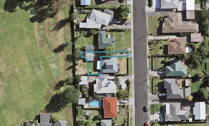 9A Greenmeadows Avenue, Manurewa East, Auckland - Carousel 1