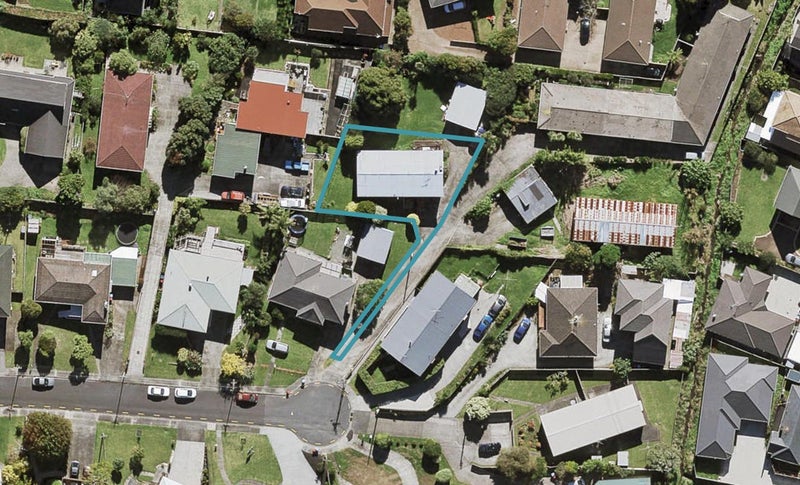 20A Camellia Place, Mount Roskill, Auckland - Carousel 1