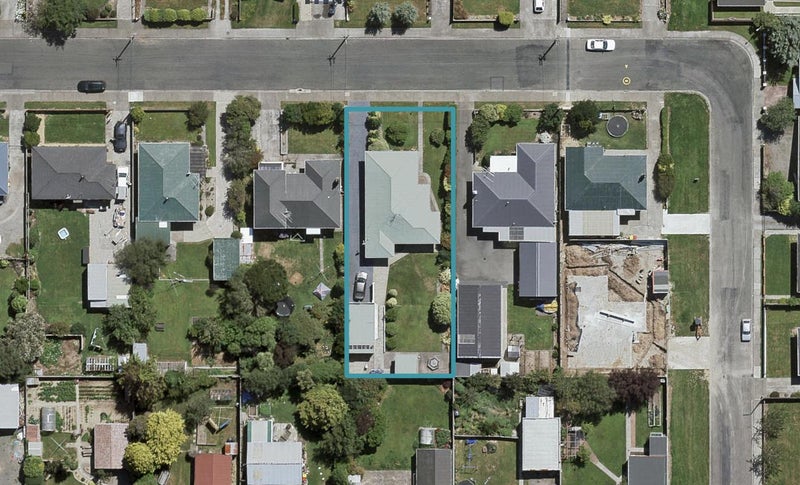 39 Holloway Street, Waikiwi, Invercargill - Carousel 1
