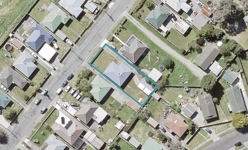 22 Ruthven Road, Wainuiomata, Lower Hutt - Carousel 1