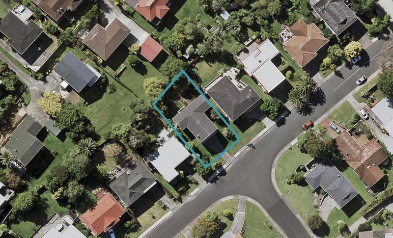 62 Meadowvale Avenue, Forrest Hill, Auckland - Carousel 1