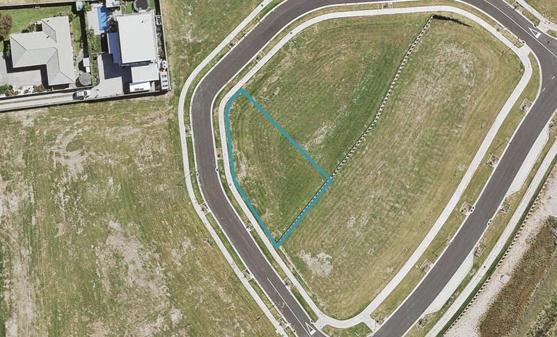 4 Gemscott Crescent, Huapai, Kumeu - Carousel 1