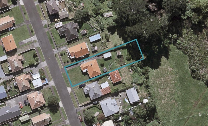25 Wrantage Street, Westown, New Plymouth - Carousel 1