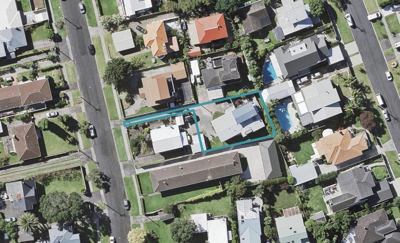 4A Wicklow Road, Narrow Neck, Auckland - Carousel 1