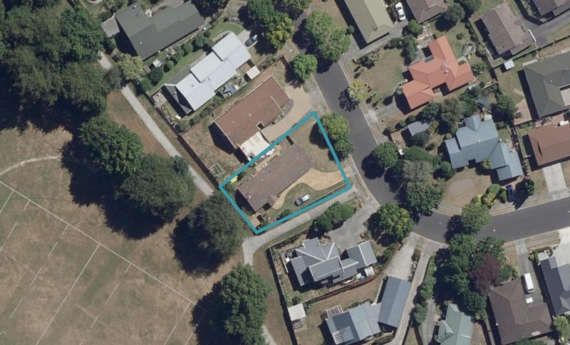 13 Azimuth Place, Flagstaff, Hamilton - Carousel 1