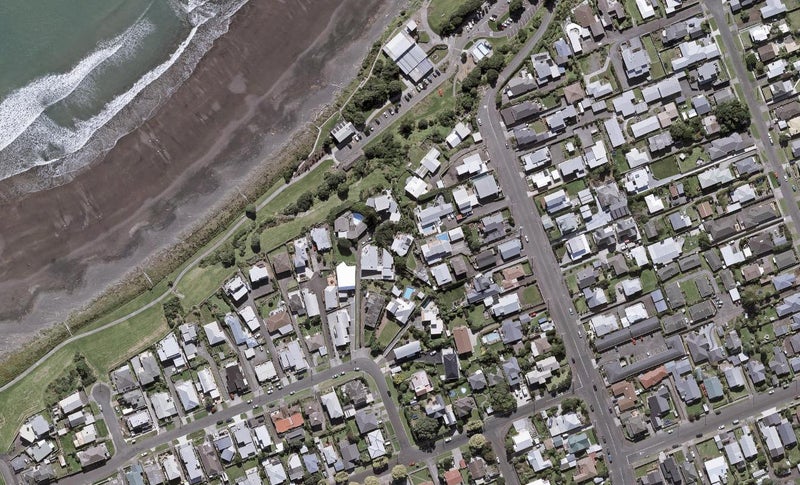 29D Hamblyn Street, Strandon, New Plymouth - Carousel 1
