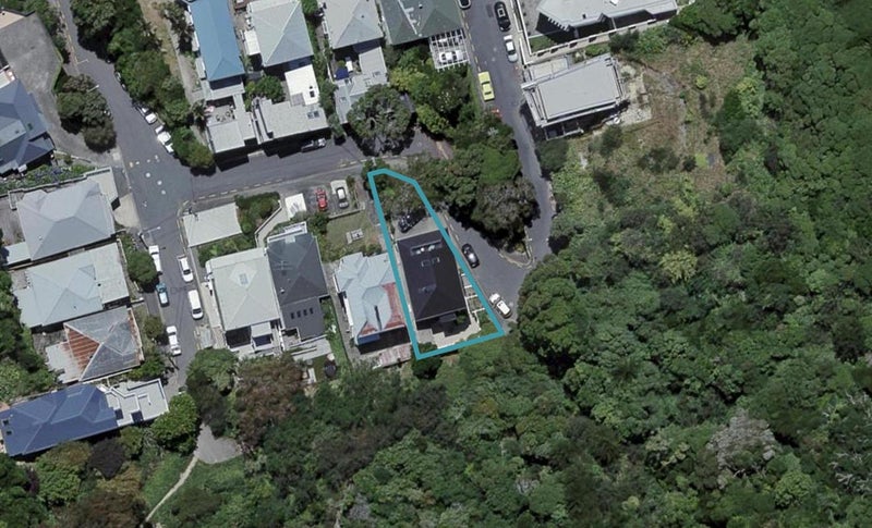8 Telford Terrace, Oriental Bay, Wellington - Carousel 1