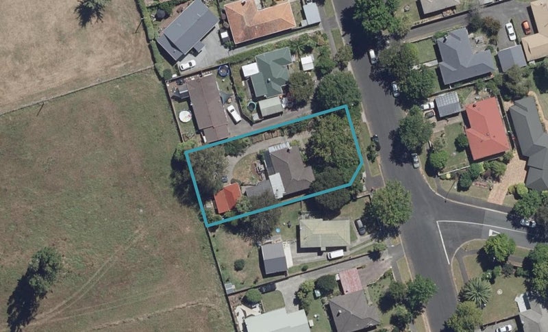 20 Flynn Road, Hillcrest, Hamilton - Carousel 1