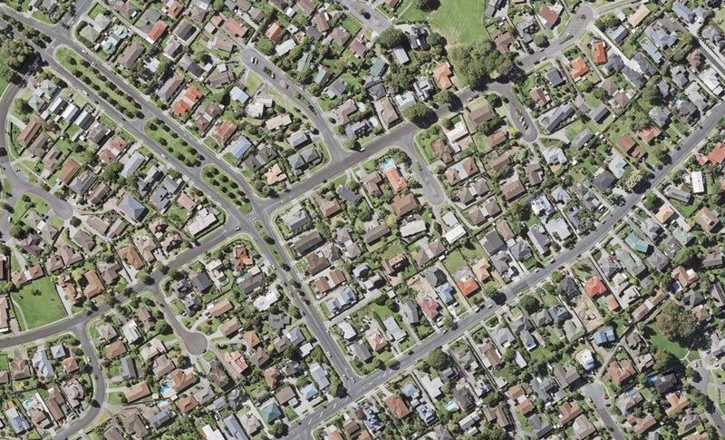 32A Dalwhinnie Parade, Highland Park, Auckland - Carousel 1