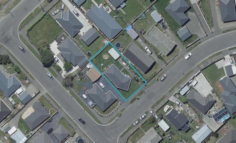 3 St Heliers Crescent, Aranui, Christchurch - Carousel 1