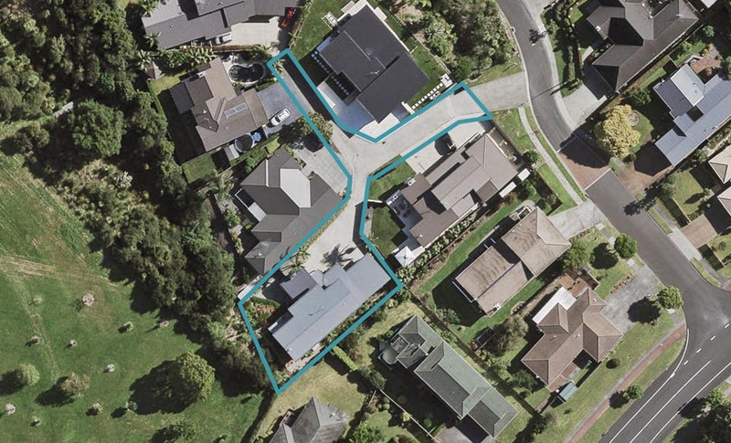 8 Tuakura Way, The Gardens, Auckland - Carousel 1