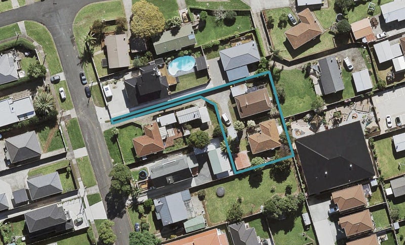 2/6A Waterview Road, Favona, Auckland - Carousel 1