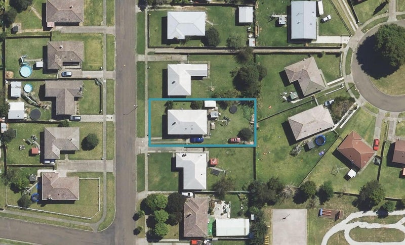 27 Pickering Street, Outer Kaiti, Gisborne - Carousel 1
