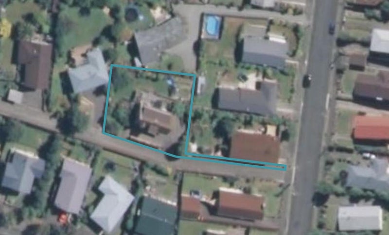 10 Waitaki Street, Glenwood, Timaru - Carousel 1