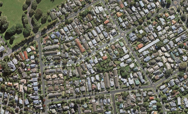 15A Amaru Road, One Tree Hill, Auckland - Carousel 1