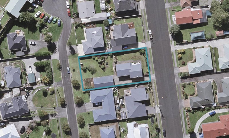 18 Brown Street, Inglewood, Inglewood - Carousel 1