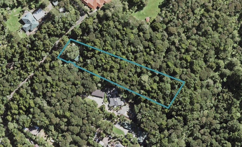 9 Kauri Loop Road, Oratia, Auckland - Carousel 1