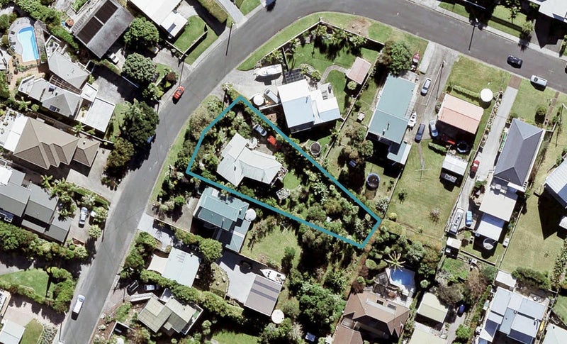 61 Ardern Avenue, Stanmore Bay, Whangaparaoa - Carousel 1