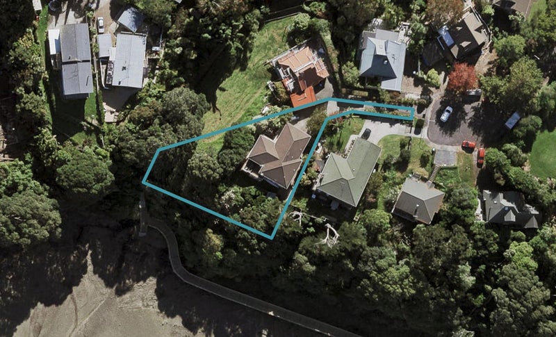 4 Bamfield Place, Hillsborough, Auckland - Carousel 1