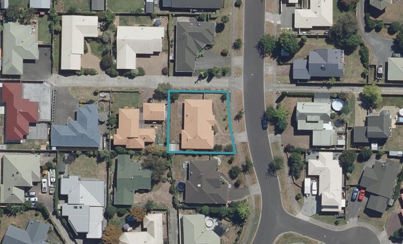 20 Hastings Place, Hamilton Lake, Hamilton - Carousel 1