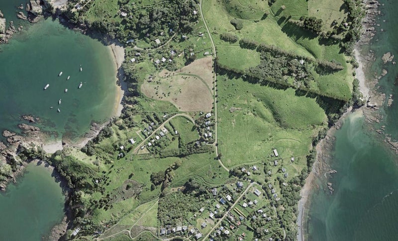 8 Woody Bay Road, Rakino Island, Auckland - Carousel 1