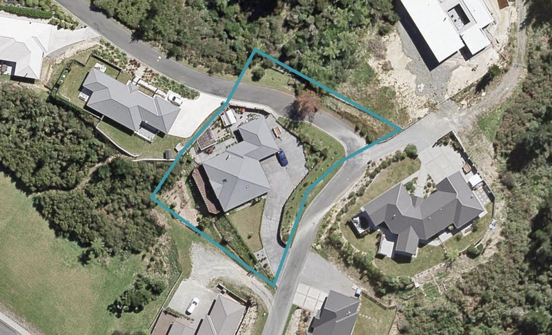 3 McKenzie Way, Timberlea, Upper Hutt - Carousel 1
