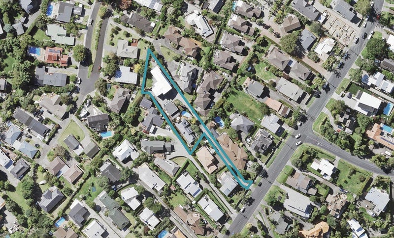 1/83 Kowhai Road, Mairangi Bay, Auckland - Carousel 1