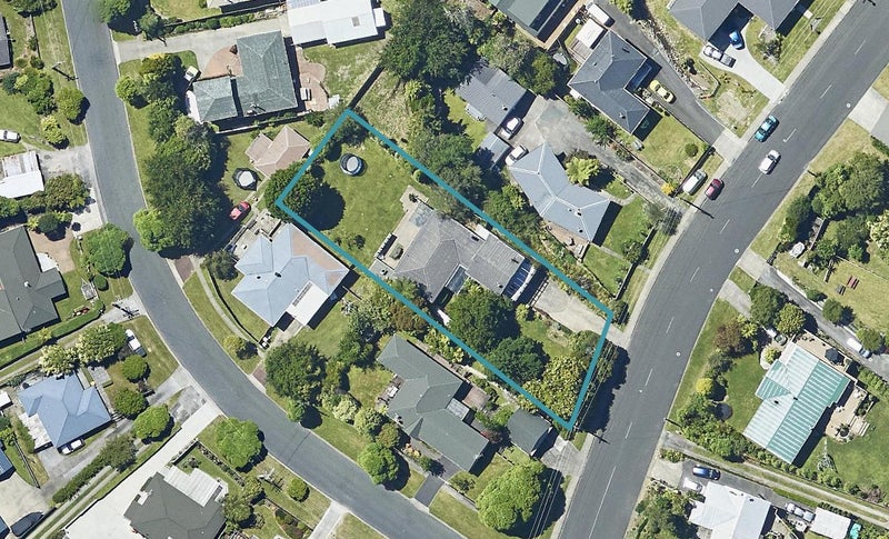 19 Selwyn Road, Lynmore, Rotorua - Carousel 1