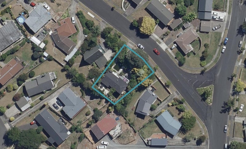 5 Glamis Avenue, Dinsdale, Hamilton - Carousel 1