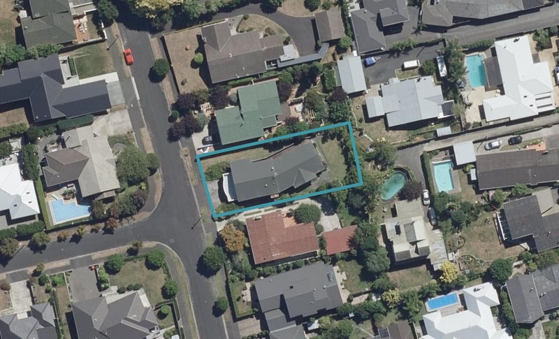11 Pollock Drive, Chartwell, Hamilton - Carousel 1