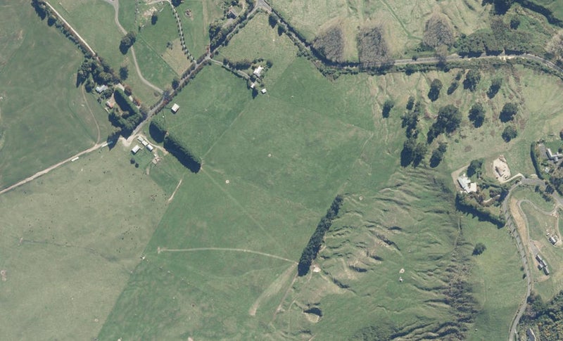 4 Taumata Rise, Acacia Bay, Taupo - Carousel 1