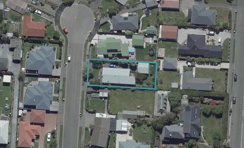 8 Inca Place, Redwood, Christchurch - Carousel 1