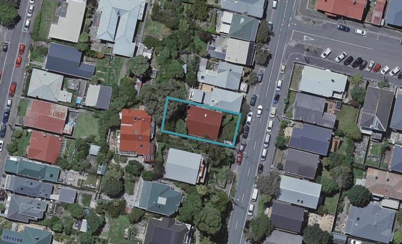 298 Adelaide Road, Newtown, Wellington - Carousel 1