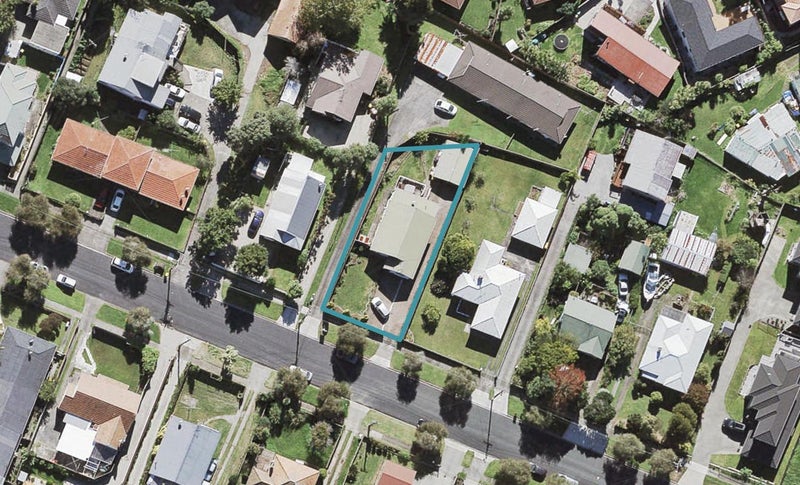 25 Miro Street, New Lynn, Auckland - Carousel 1