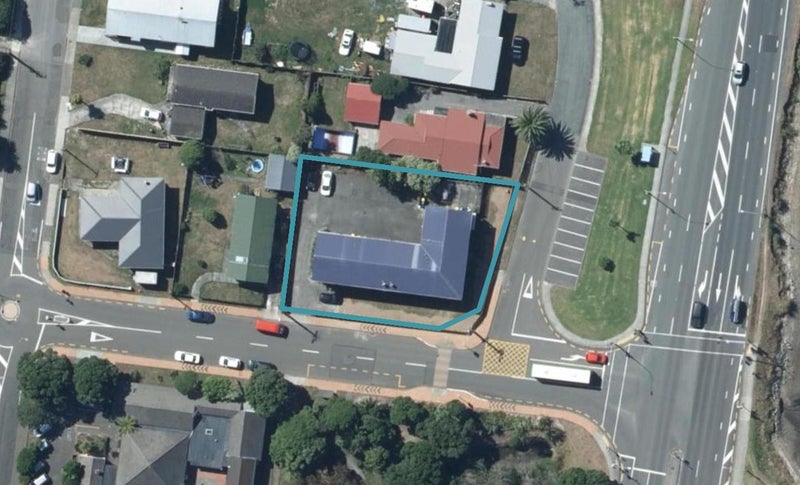 5/2 Te Hiko Street, Takapuwahia, Porirua - Carousel 1