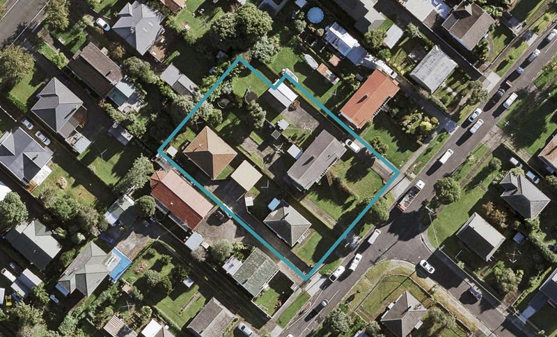 3/21G Range View Road, Mount Albert, Auckland - Carousel 1