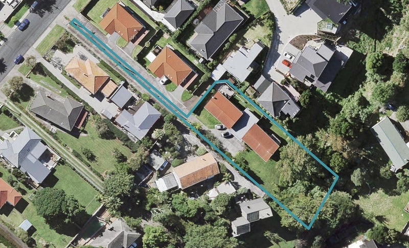 2/30 Patons Road, Howick, Auckland - Carousel 1