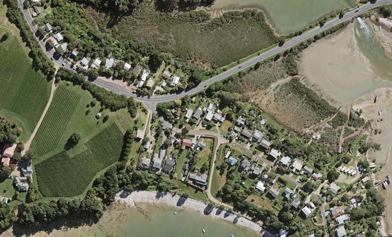 5 Shelly Beach Road, Surfdale, Waiheke Island - Carousel 1