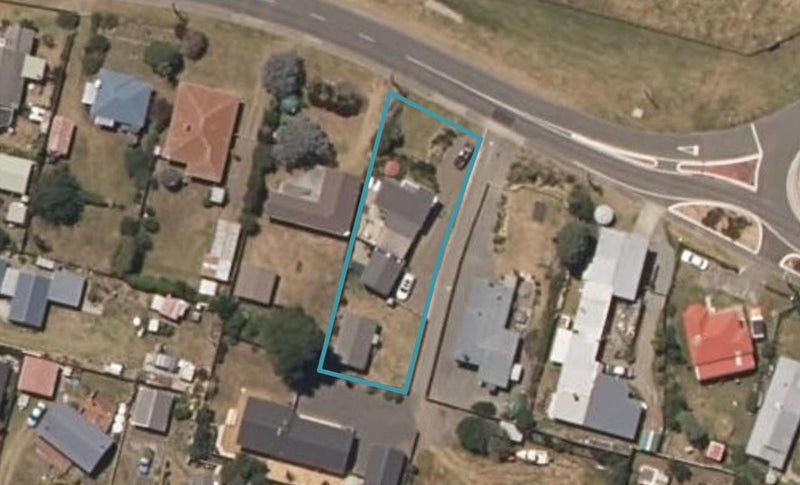 575 Waitarere Beach Road, Waitarere Beach, Levin - Carousel 1