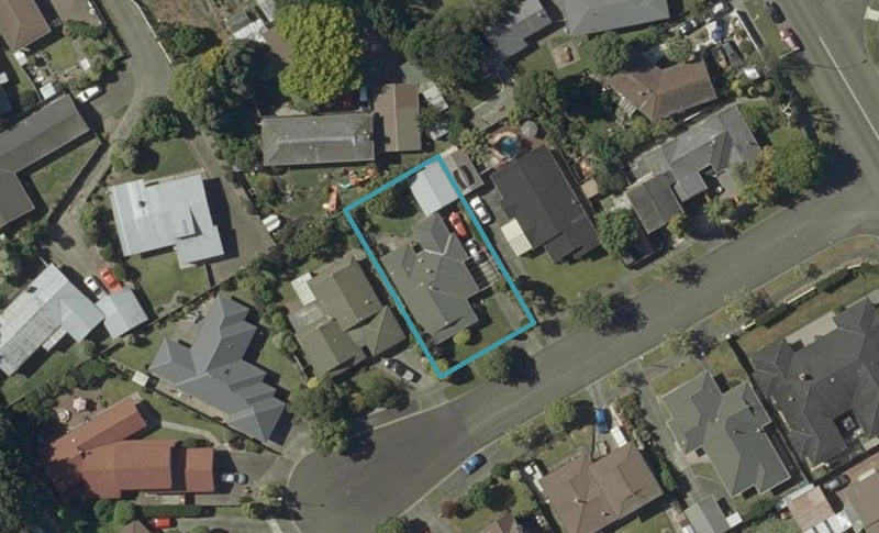 8 Adrien Way, Awapuni, Palmerston North - Carousel 1
