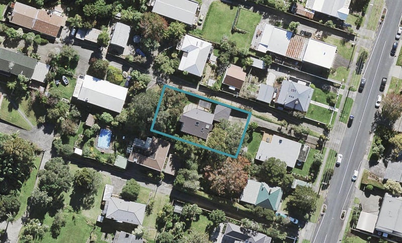 27C Balmain Road, Birkenhead, Auckland - Carousel 1