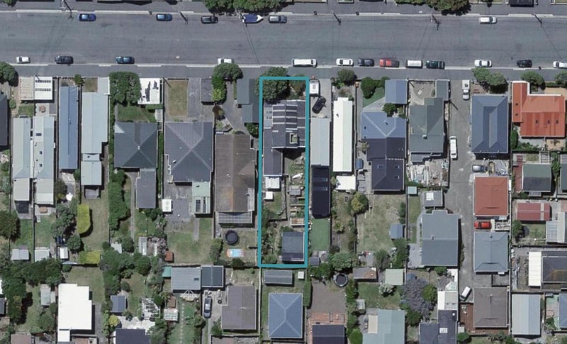 30 Apu Crescent, Lyall Bay, Wellington - Carousel 1