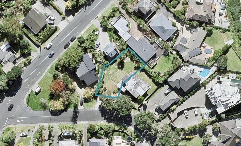 2B Sharon Road, Waiake, Auckland - Carousel 1